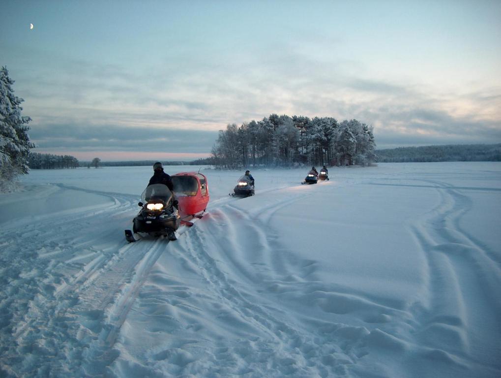 Loma-Vietonen Holiday Village Meltosjarvi Bagian luar foto