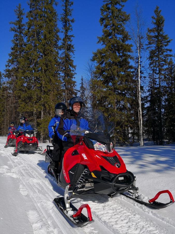 Loma-Vietonen Holiday Village Meltosjarvi Bagian luar foto